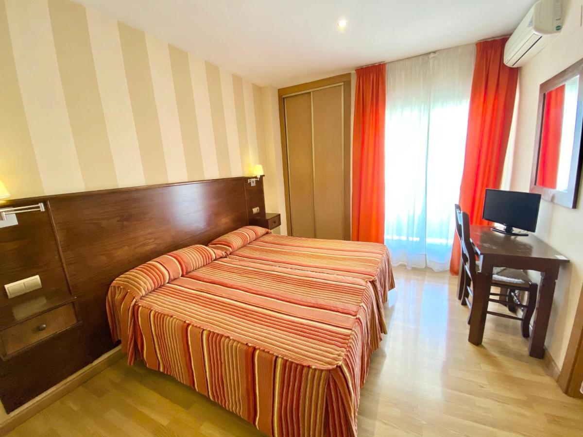 Hotel Fernando IV Martos Extérieur photo
